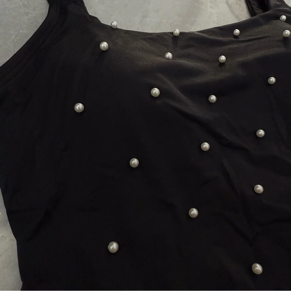 Women’s Bebe Faux Pearl Embellished One Piece Swimsuit Bridesmaid Bachelorette M - Picture 3 of 15